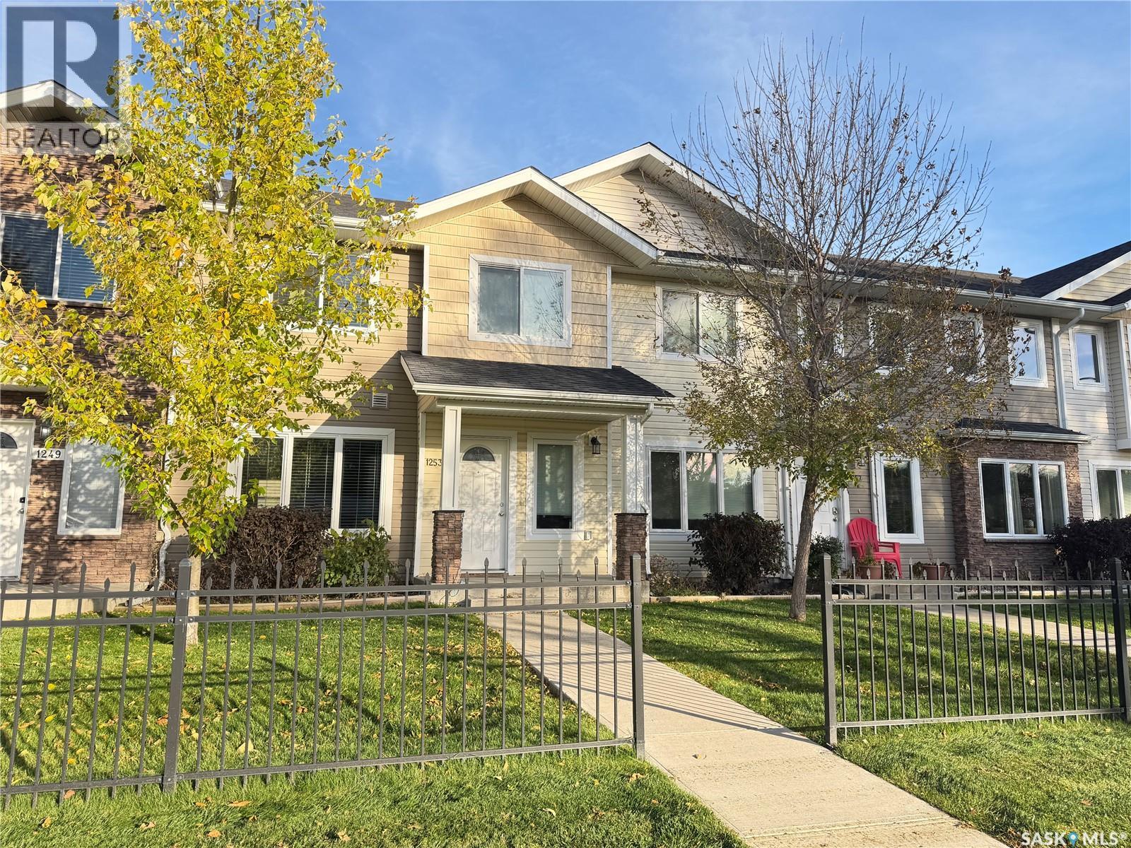 1253 Grey STREET, regina, Saskatchewan