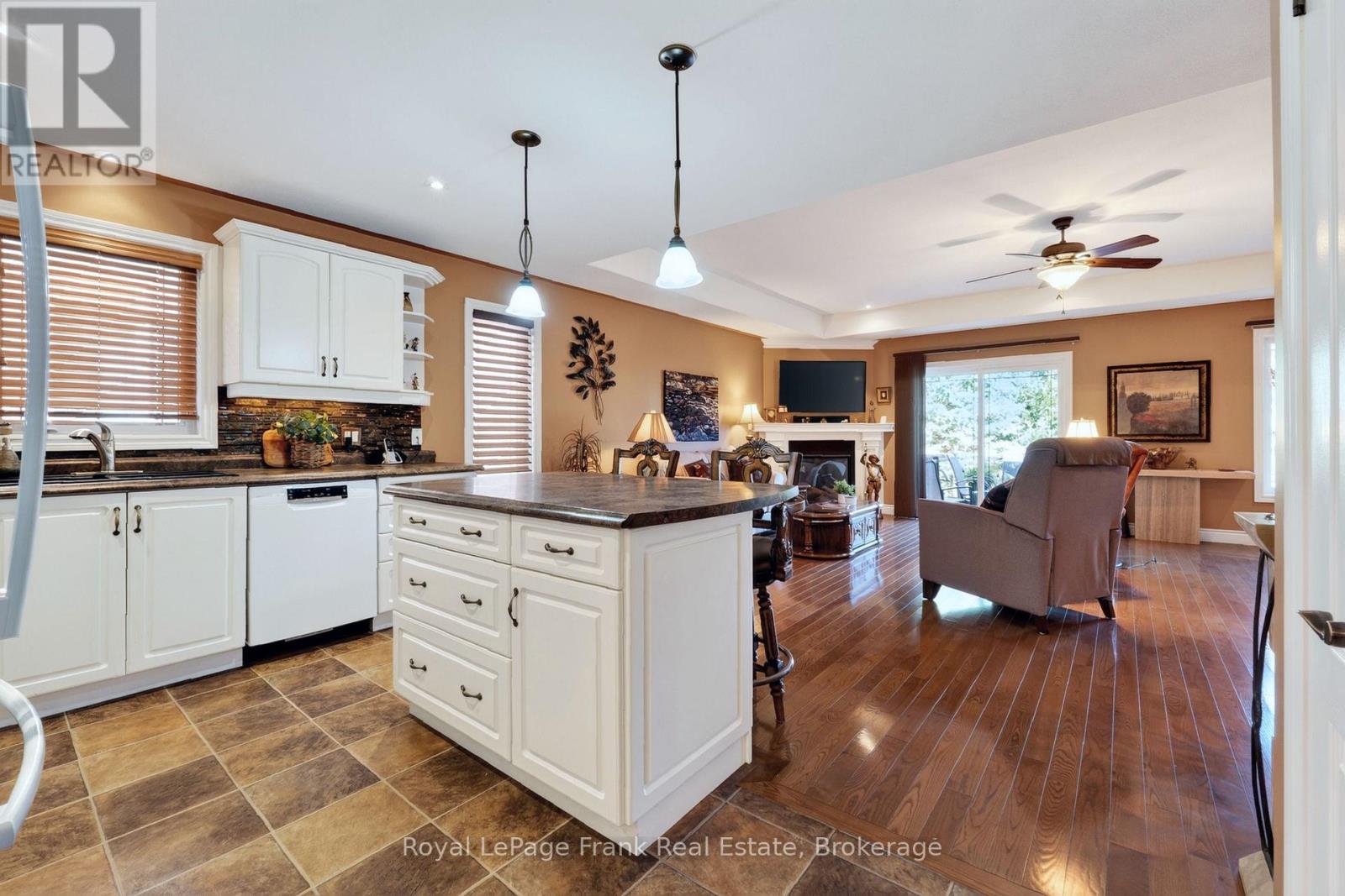 39 Green Arbour Way, Kawartha Lakes, Ontario  K9V 0E7 - Photo 6 - X14093286