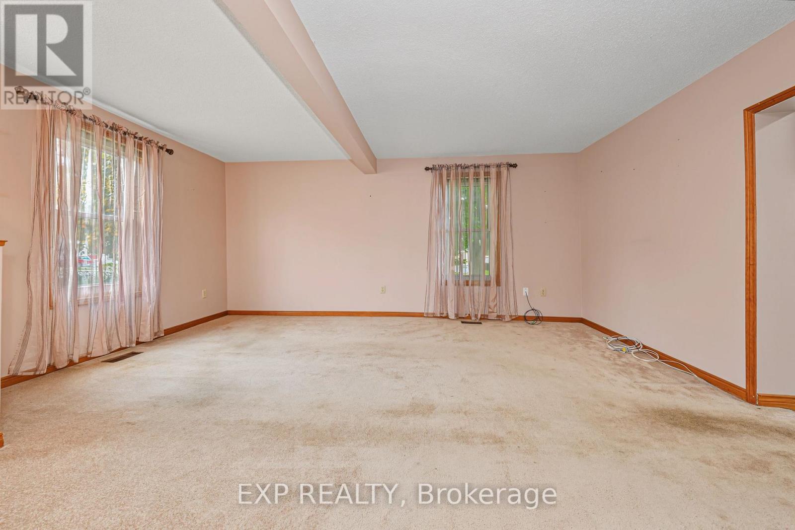 455 Simcoe Street, Warwick, Ontario  N0M 2S0 - Photo 23 - X14093320