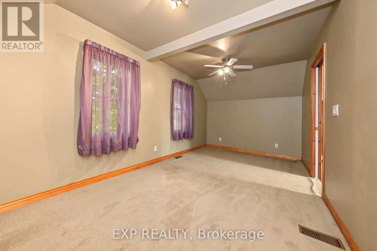 455 Simcoe Street, Warwick, Ontario  N0M 2S0 - Photo 34 - X14093320
