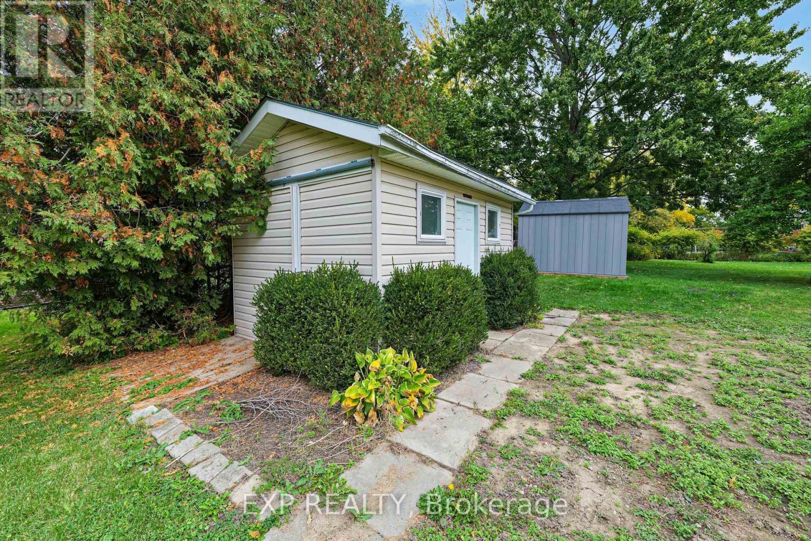 455 Simcoe Street, Warwick, Ontario  N0M 2S0 - Photo 8 - X14093320