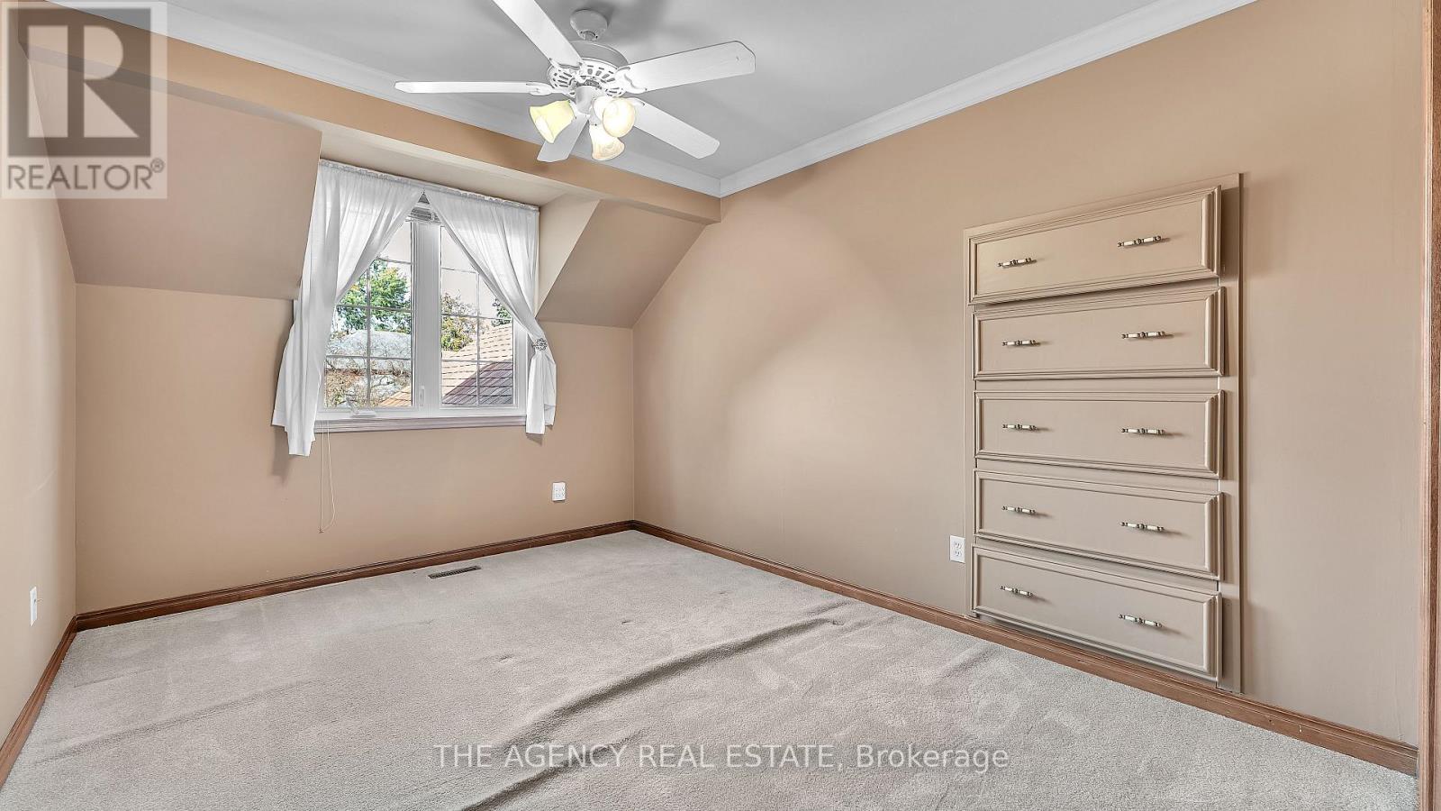 32 Glenview Crescent, London North, Ontario  N5X 2P9 - Photo 33 - X14093340