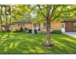 3 OAKWOOD Avenue, Kitchener, Ontario
