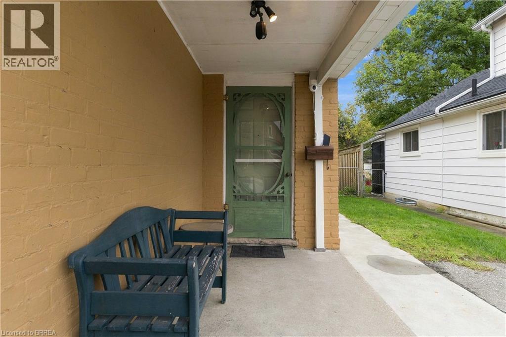 78 Ontario Street, Brantford, Ontario  N3S 2C3 - Photo 4 - 40869510