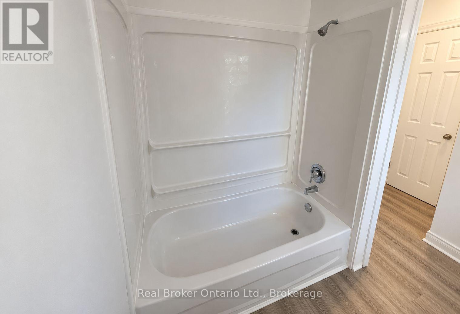 4 Cambria Street, Stratford, Ontario  N5A 1G4 - Photo 29 - X13872830