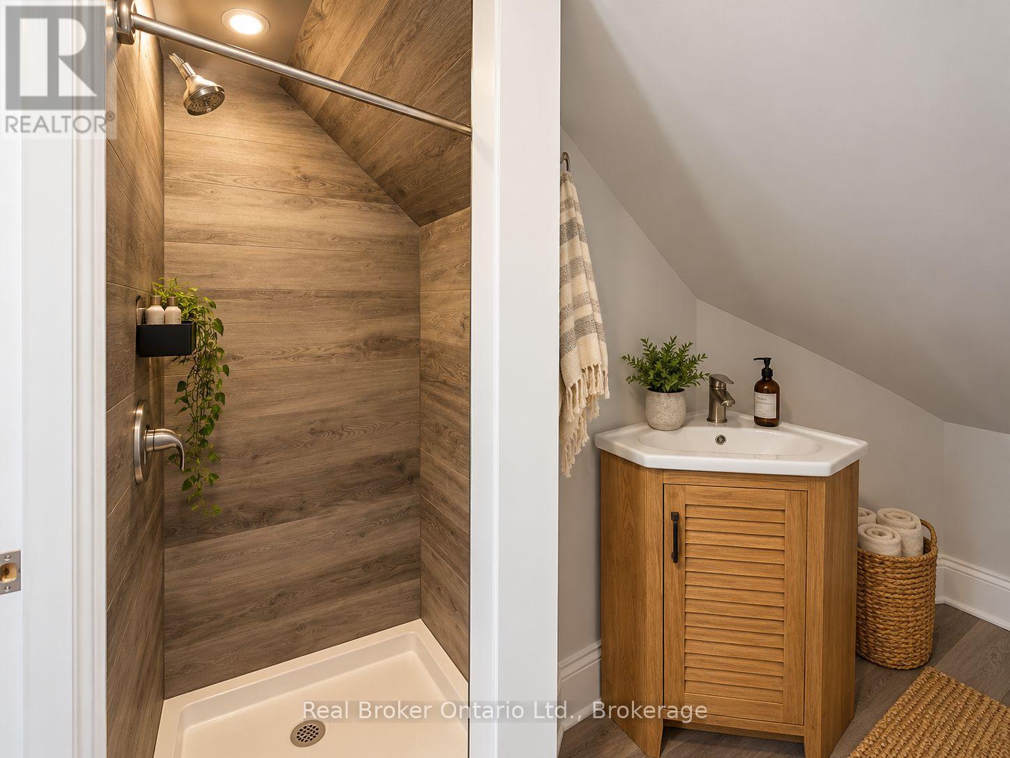 4 Cambria Street, Stratford, Ontario  N5A 1G4 - Photo 31 - X13872830