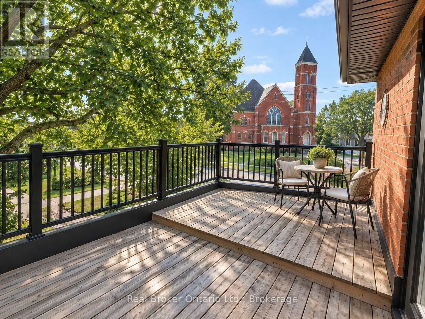 4 Cambria Street, Stratford, Ontario  N5A 1G4 - Photo 5 - X13872830