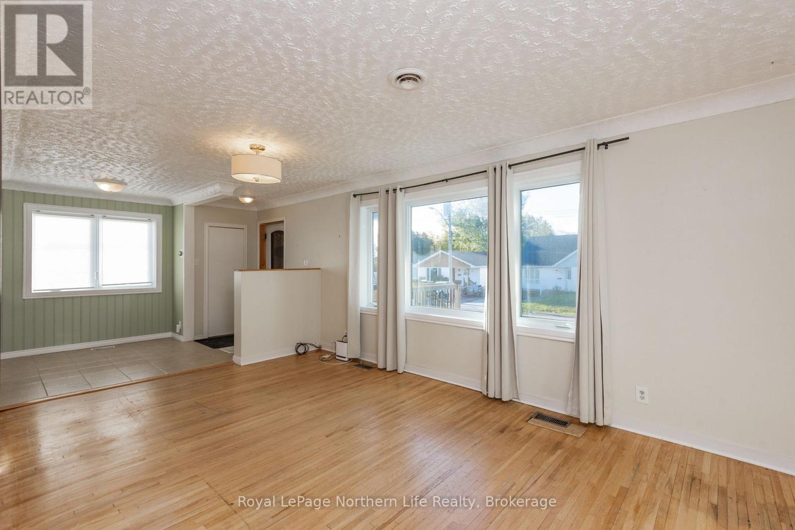 124 Vincent Avenue, North Bay, Ontario  P1B 7K5 - Photo 10 - X14093046
