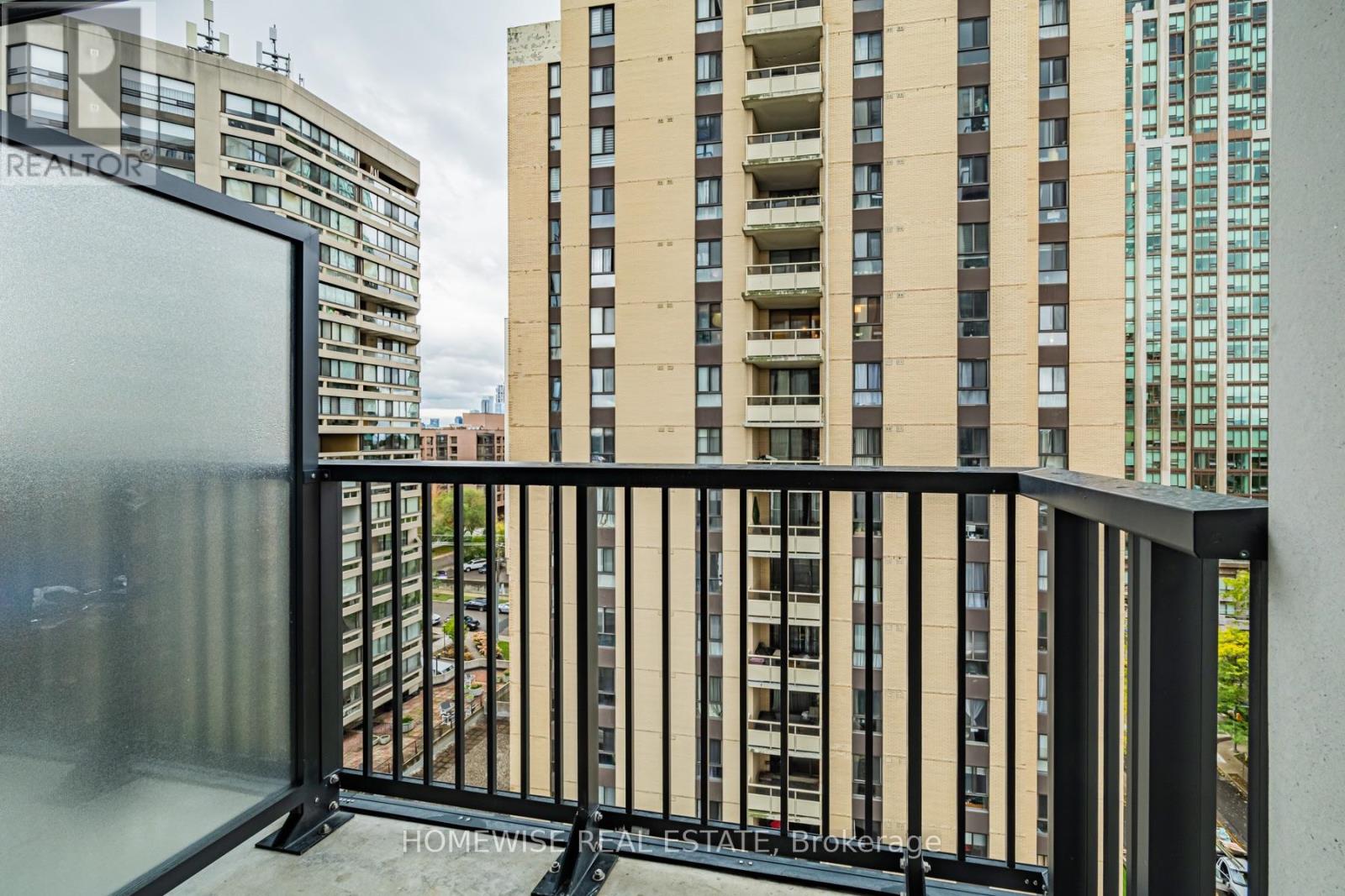 1505 - 91 MONTCLAIR AVENUE