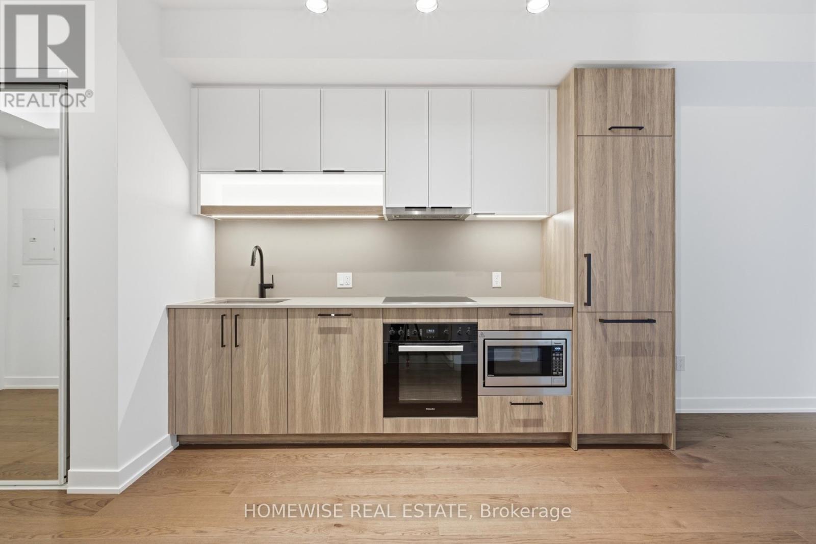 1505 - 91 Montclair Avenue, Toronto, Ontario M5P 0B1 - Photo 3 - C14093112
