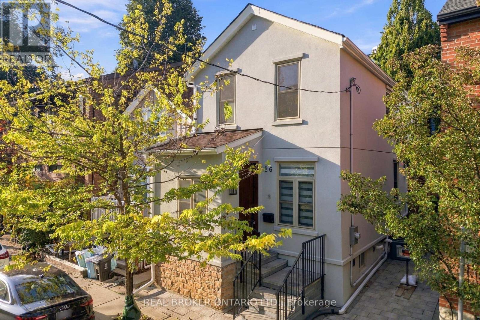26 BISHOP STREET, Toronto, Ontario