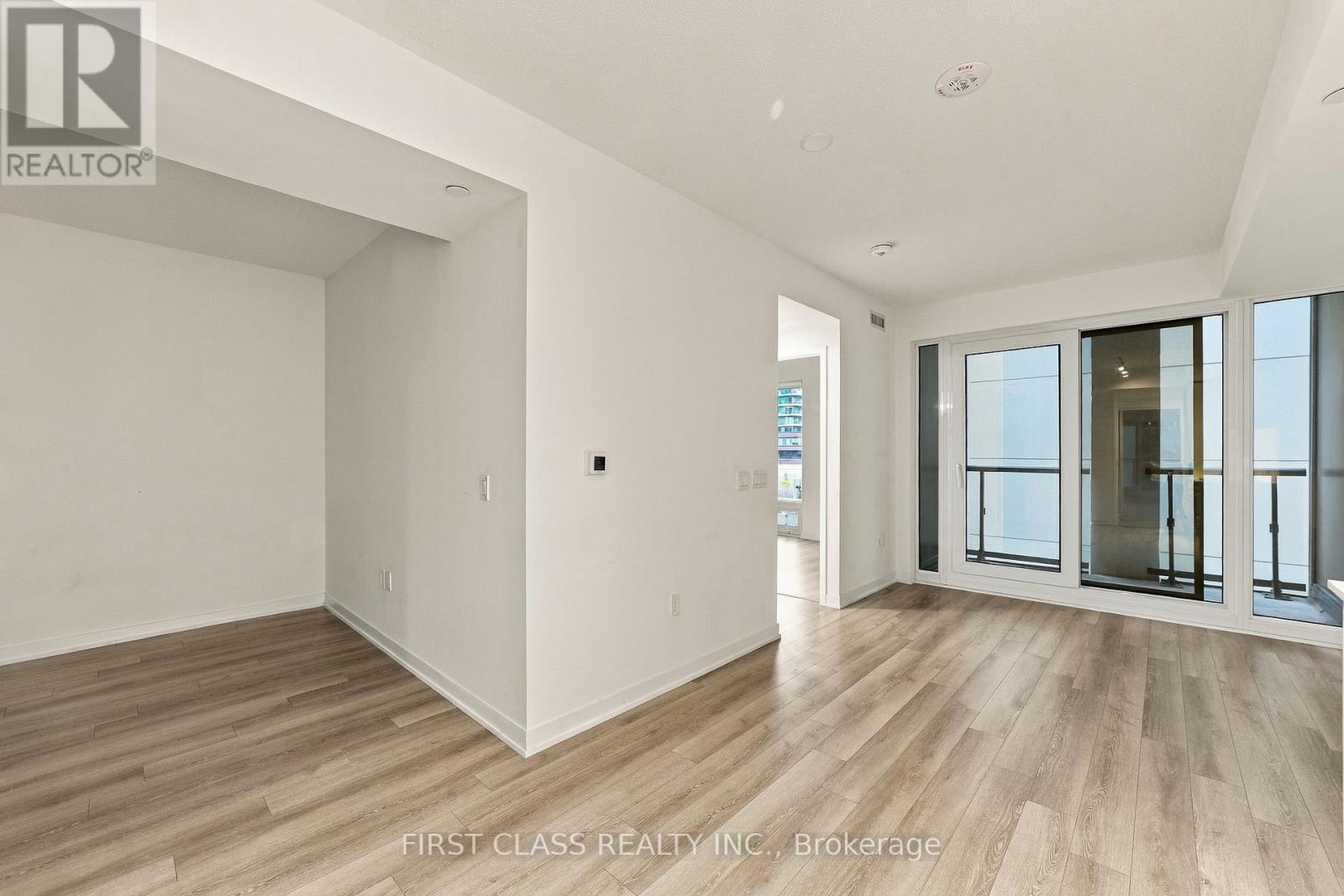 401 - 238 Simcoe Street, Toronto, Ontario  M5T 0E2 - Photo 11 - C14093334