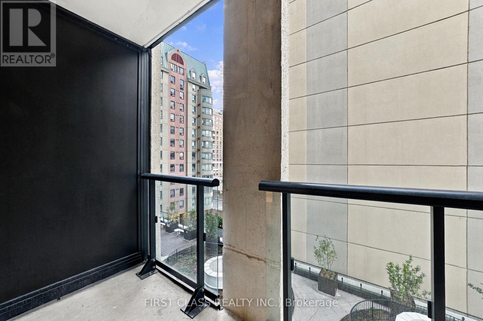 401 - 238 Simcoe Street, Toronto, Ontario  M5T 0E2 - Photo 16 - C14093334