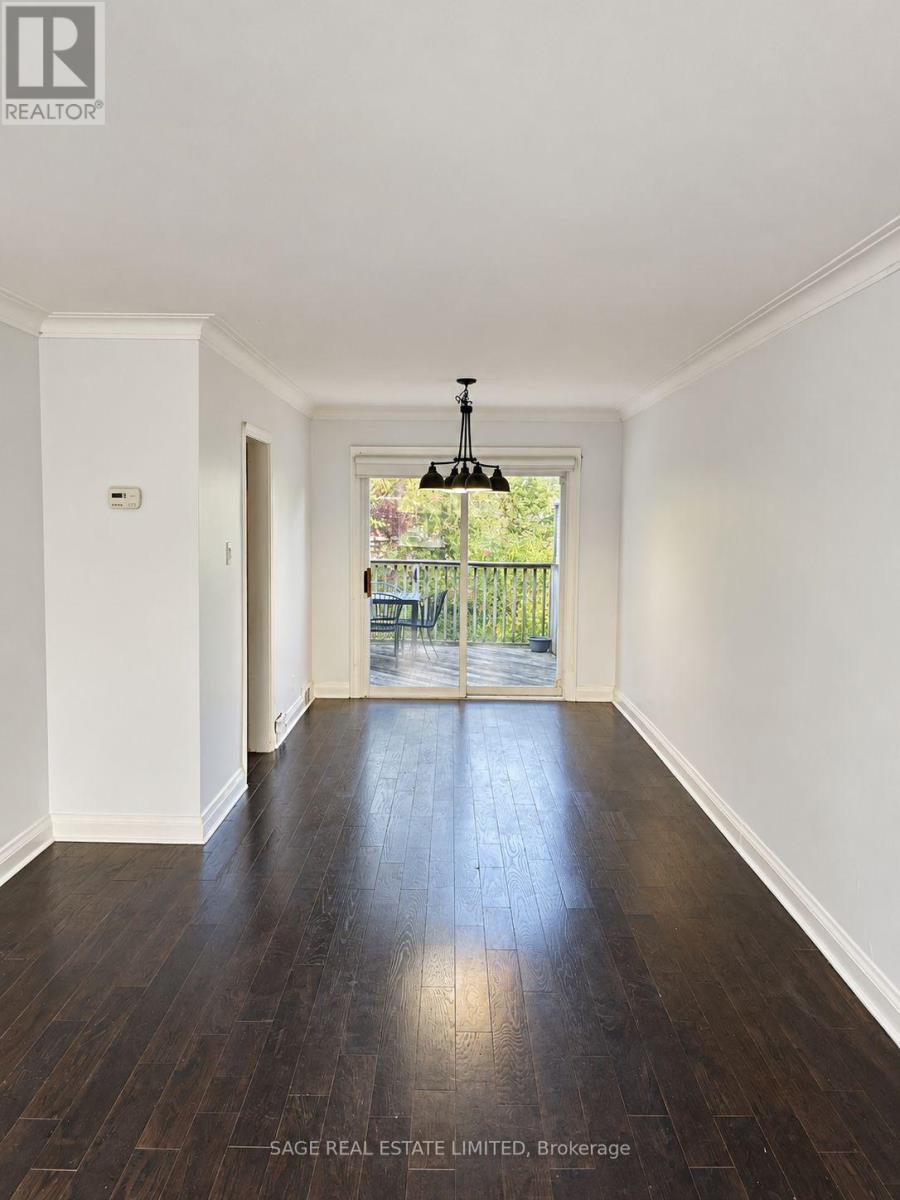 Upper/main Unit - 309 Blantyre Avenue, Toronto, Ontario  M1N 2S6 - Photo 5 - E14093110