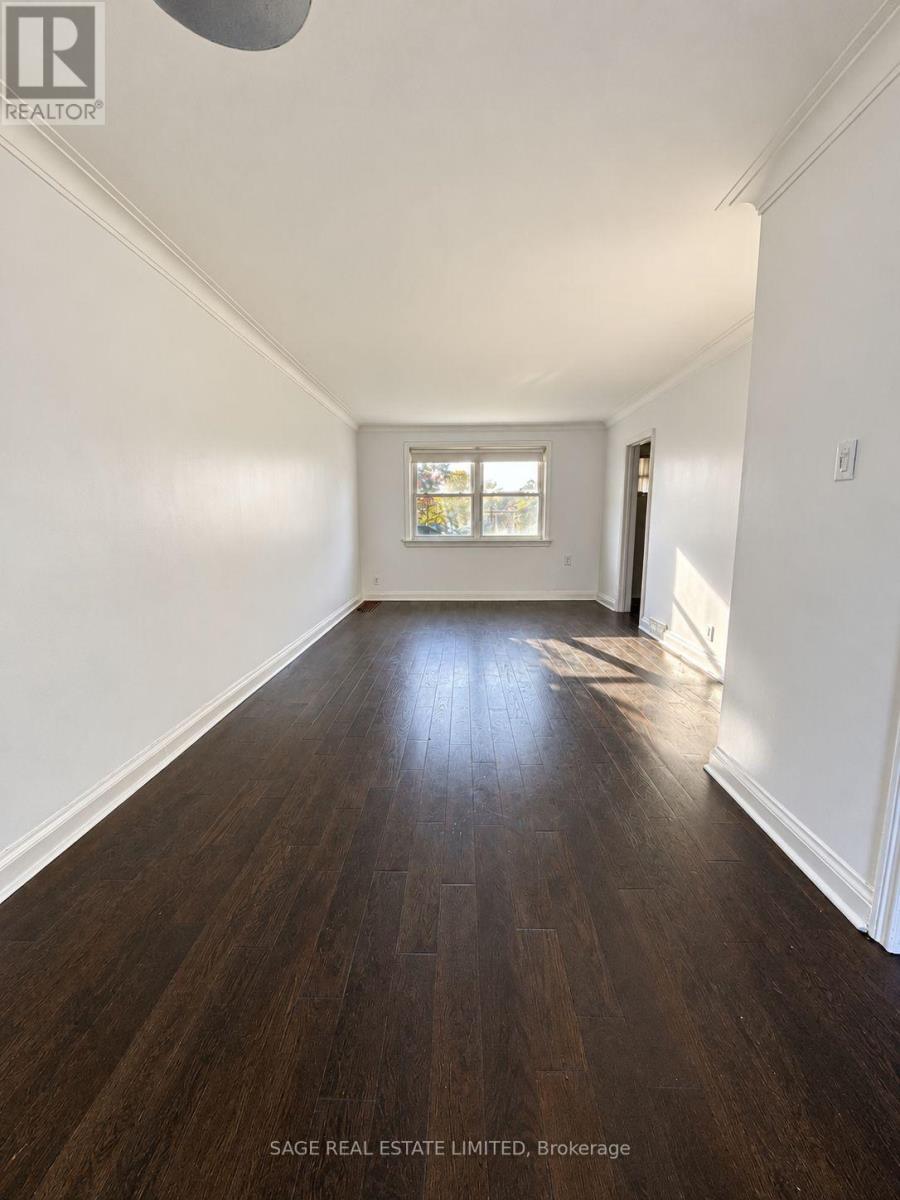 Upper/main Unit - 309 Blantyre Avenue, Toronto, Ontario  M1N 2S6 - Photo 7 - E14093110