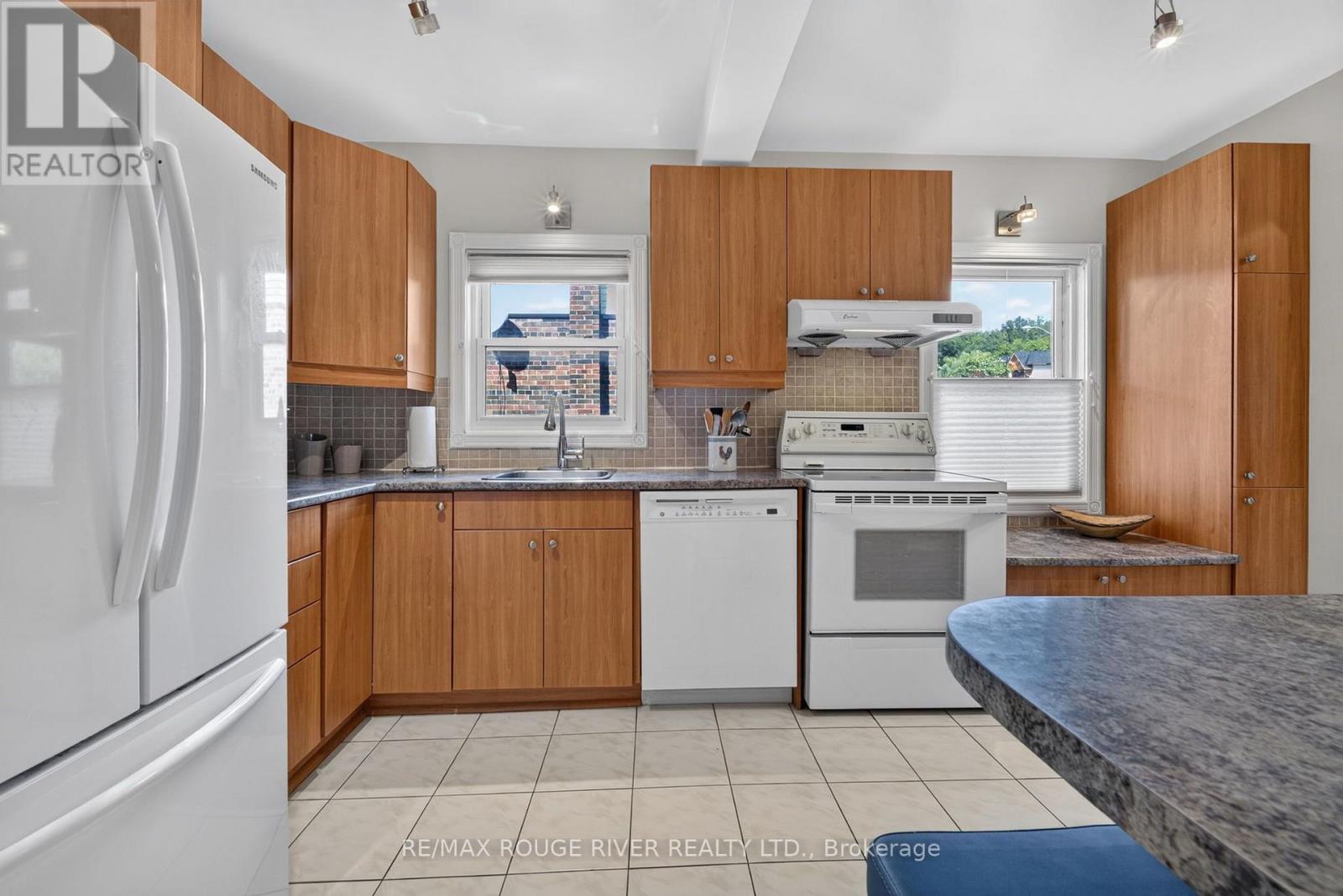 38 Singleton Rd Road, Toronto, Ontario  M1R 1H9 - Photo 12 - E14093164