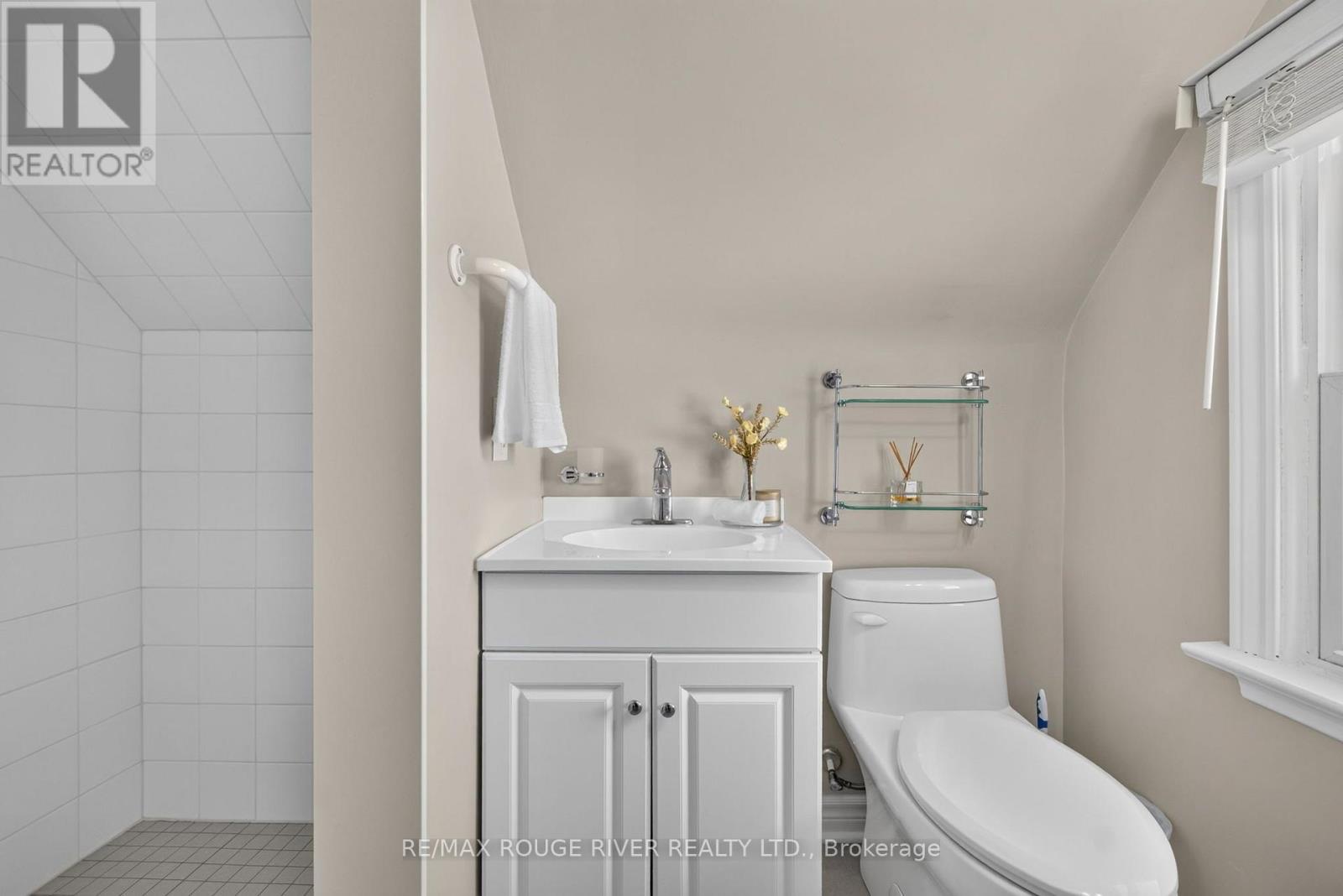 38 Singleton Rd Road, Toronto, Ontario  M1R 1H9 - Photo 23 - E14093164