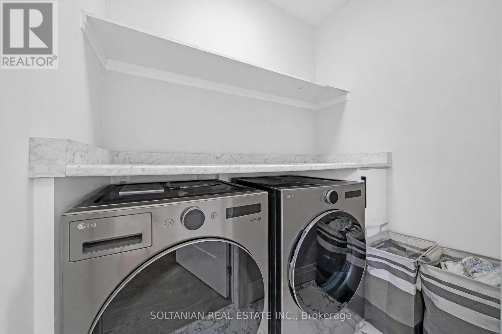 17 Trenton Avenue, Toronto (Woodbine-Lumsden), Ontario  M4C 2Z3 - Photo 45 - E14093304