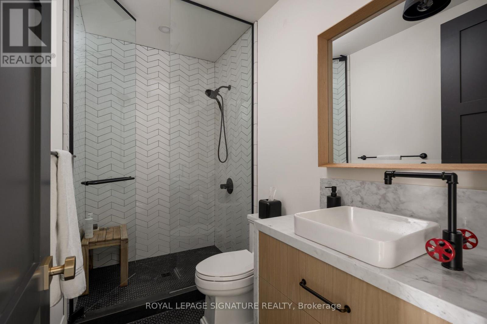 191 Deloraine Avenue, Toronto, Ontario  M5M 2B1 - Photo 22 - C14092500