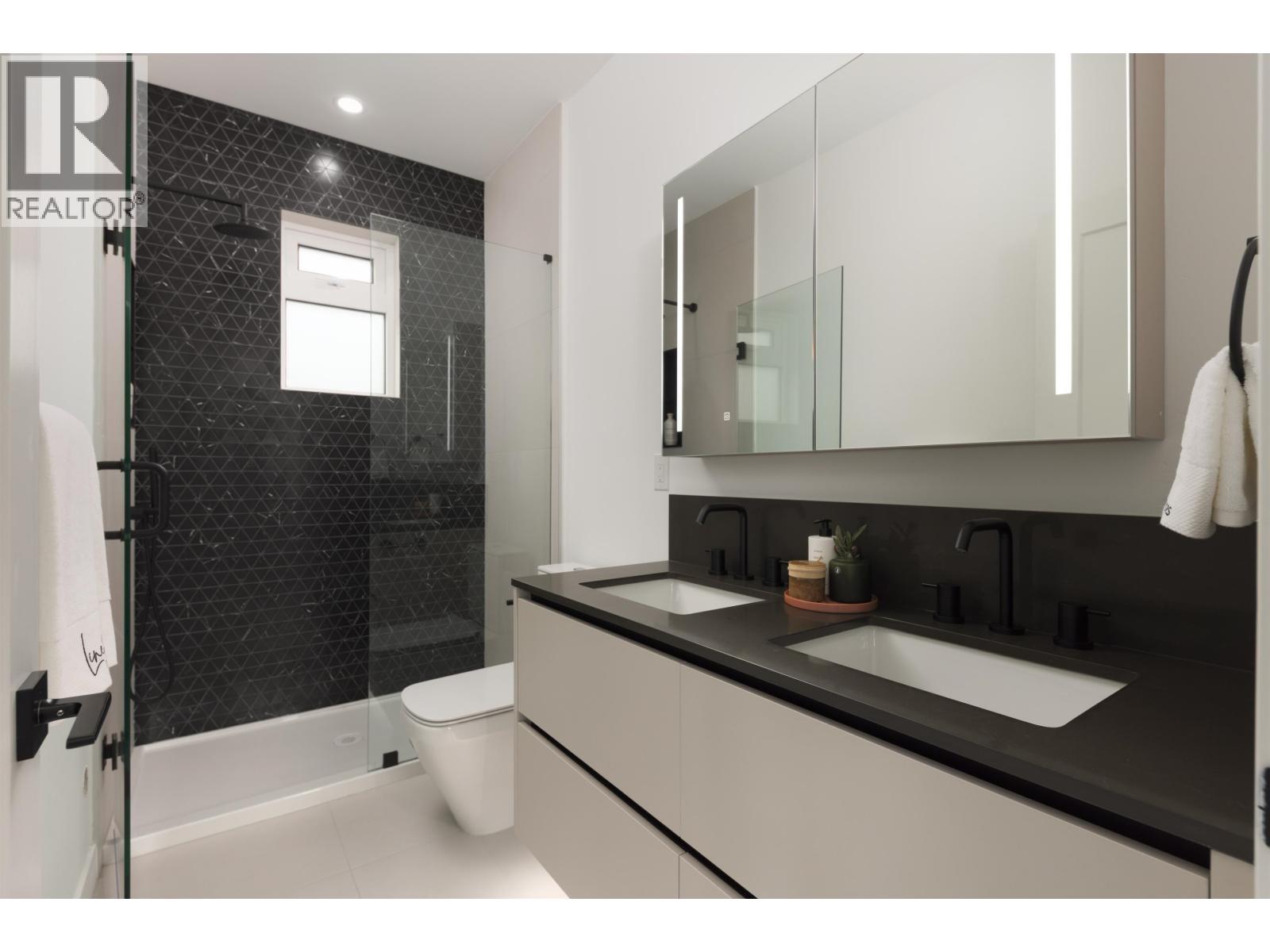 7 10380 No. 4 Road, Richmond, British Columbia  V7A 2Z7 - Photo 11 - R3175733
