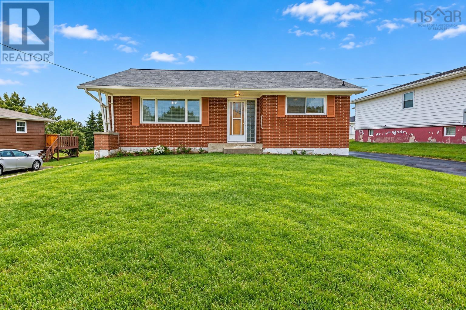 6 Hillier Street, Glace Bay, Nova Scotia