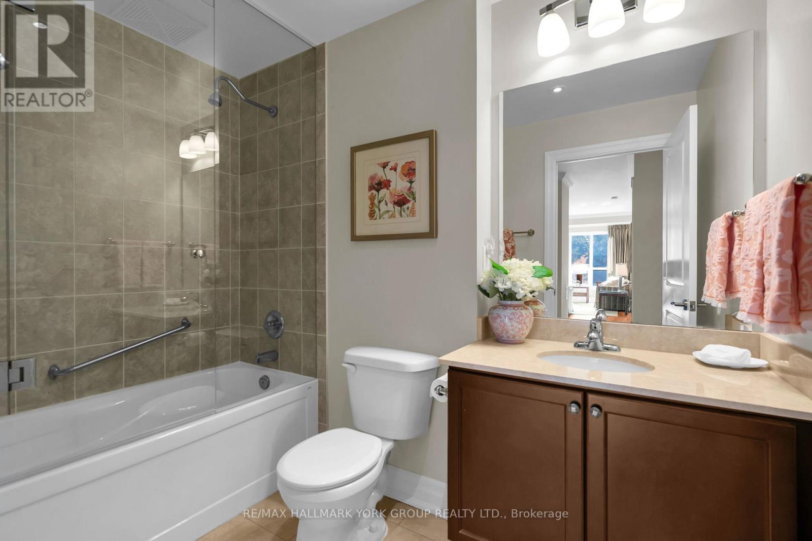 212 - 180 John West Way, Aurora, Ontario  L4G 0R3 - Photo 15 - N14093048