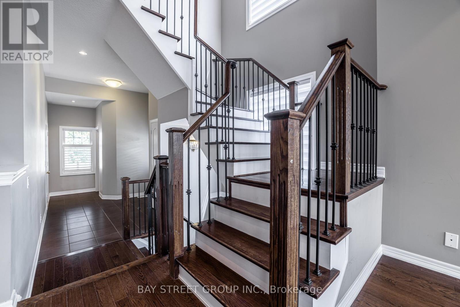 4 Courtland Crescent, East Gwillimbury, Ontario L9N 0B2 - Photo 8 - N14093348