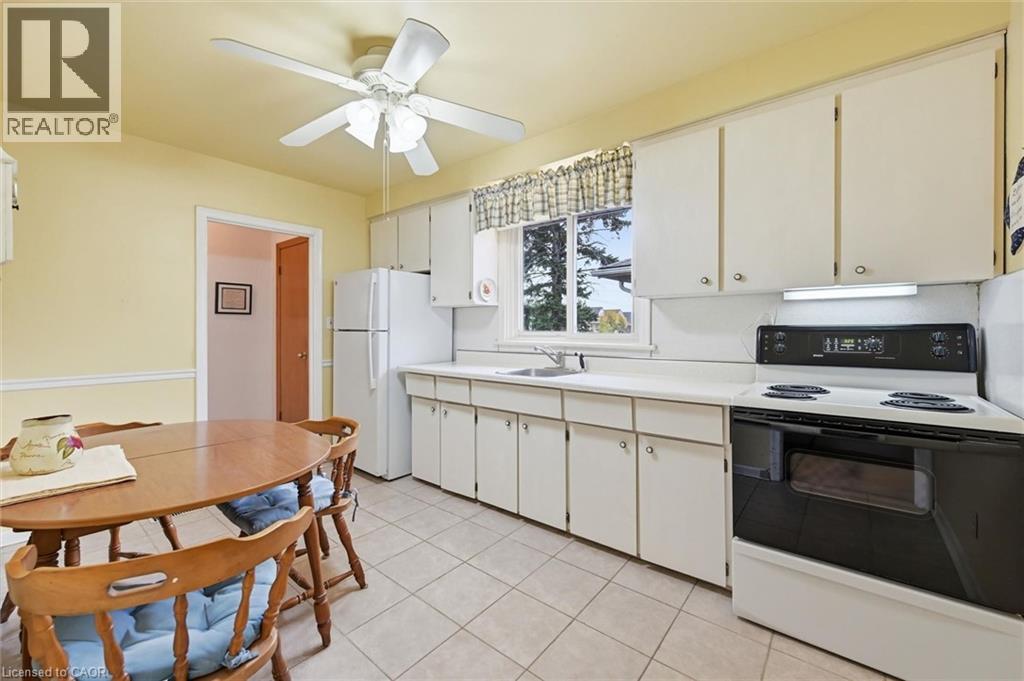 342 East 16th Street, Hamilton, Ontario  L9A 4J9 - Photo 7 - 40866140