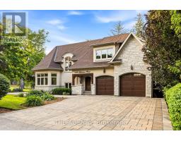1098 LAKESHORE ROAD W, Oakville, Ontario