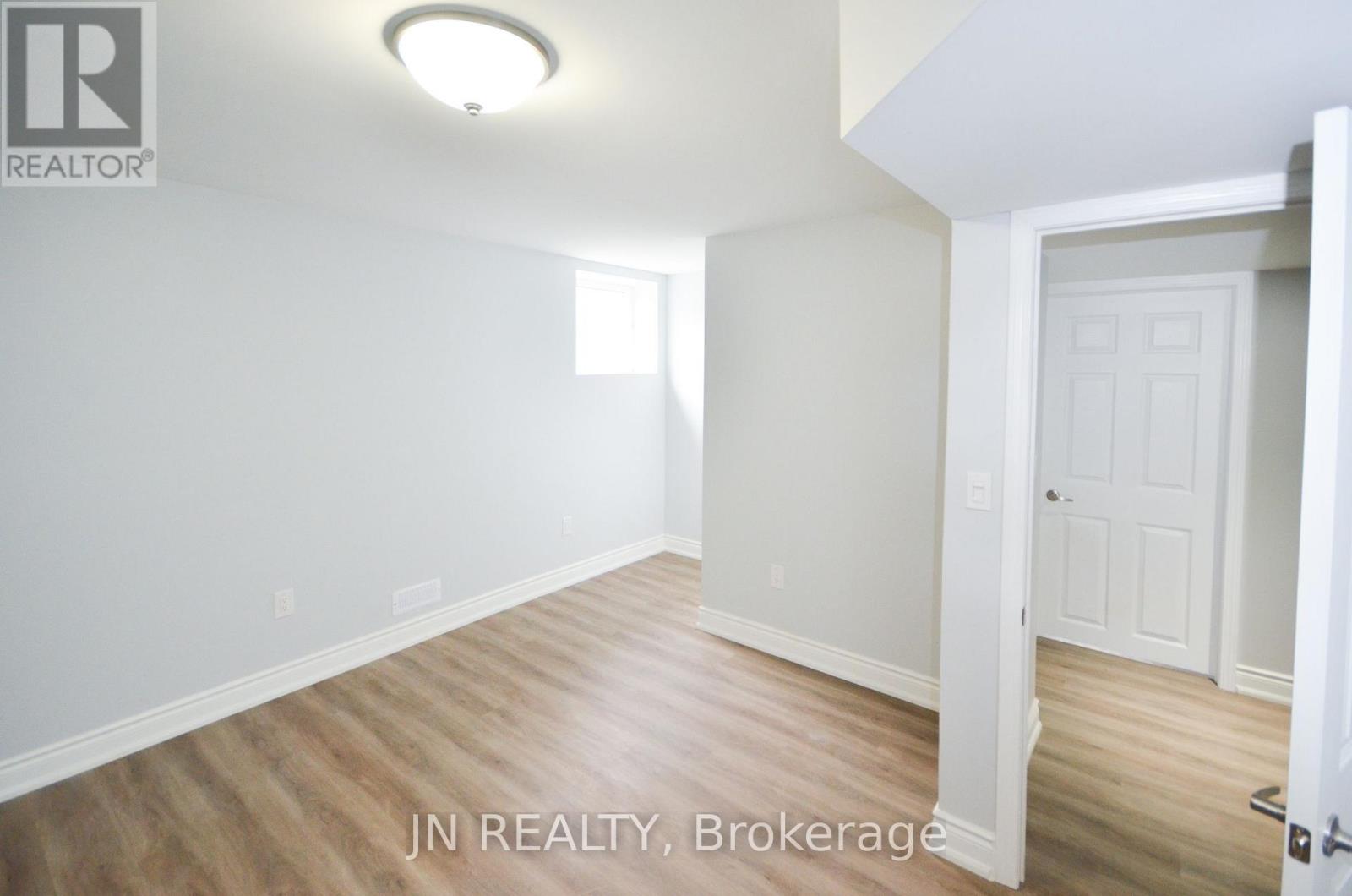 Lower - 34 Mcechearn Crescent, Brampton, Ontario L7C 3R4 - Photo 13 - W14093176