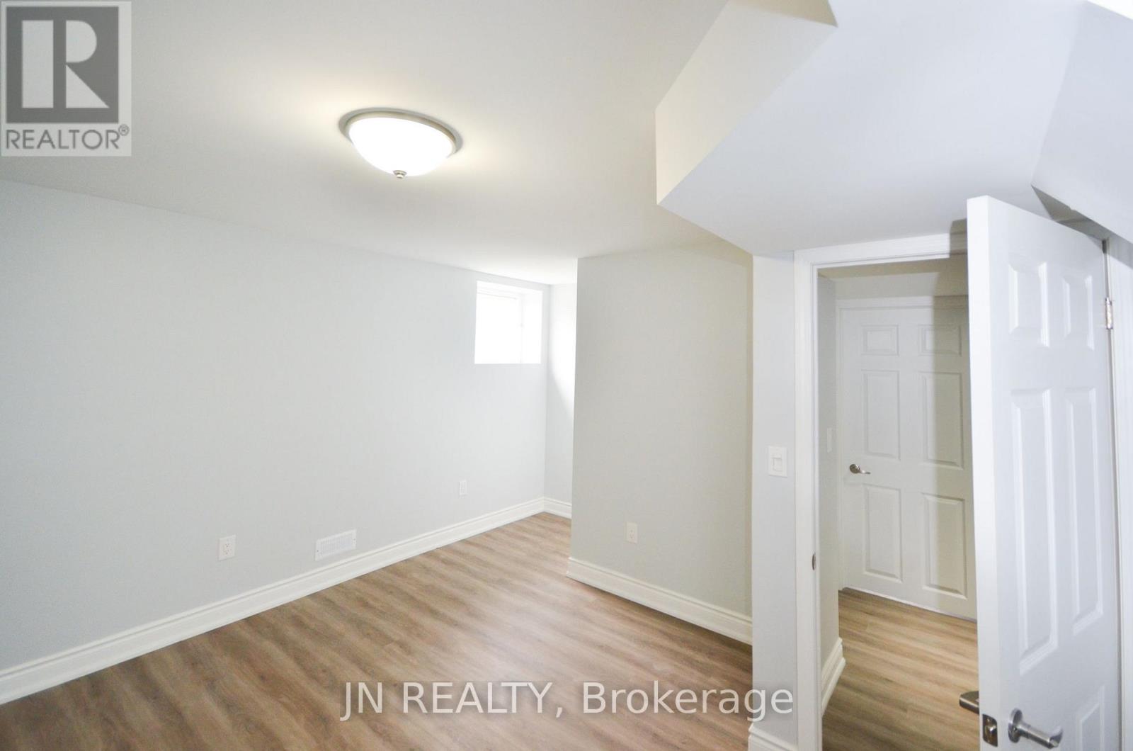 Lower - 34 Mcechearn Crescent, Brampton, Ontario L7C 3R4 - Photo 19 - W14093176