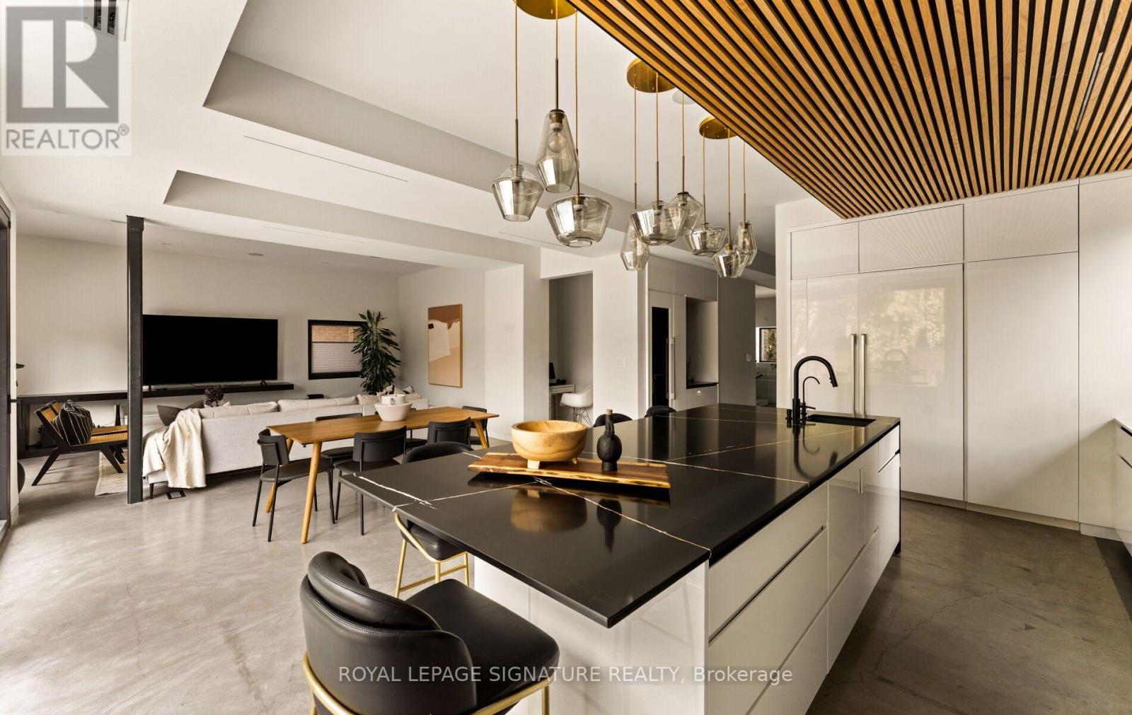 25 Eagle Road, Toronto, Ontario  M8Z 4H4 - Photo 13 - W14093200