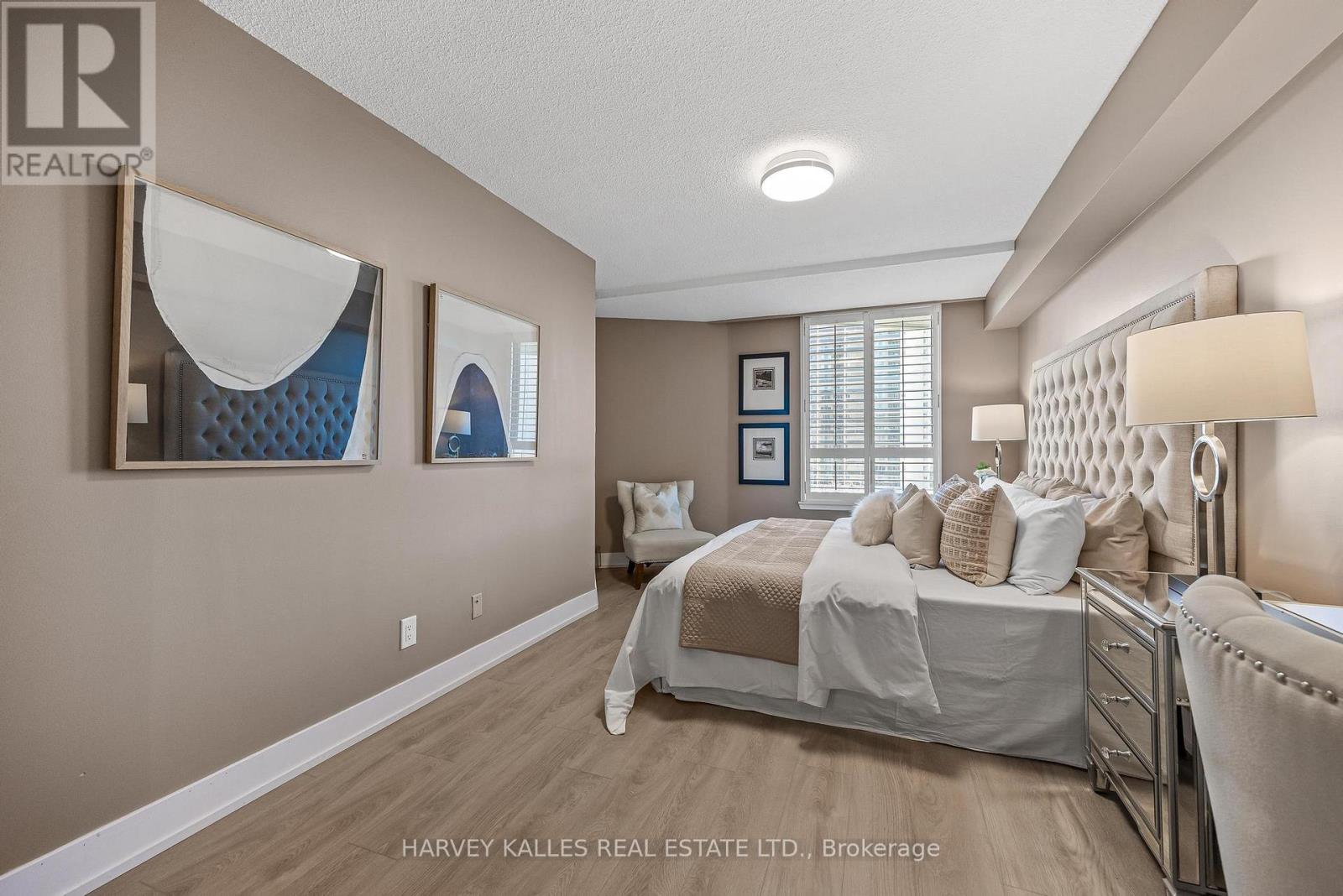C32 - 300 Mill Road, Toronto (Markland Wood), Ontario  M9C 4W7 - Photo 14 - W14093292