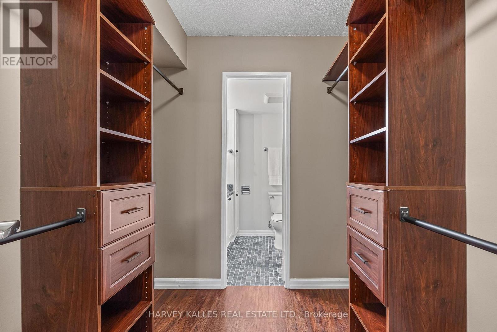 C32 - 300 Mill Road, Toronto (Markland Wood), Ontario  M9C 4W7 - Photo 15 - W14093292