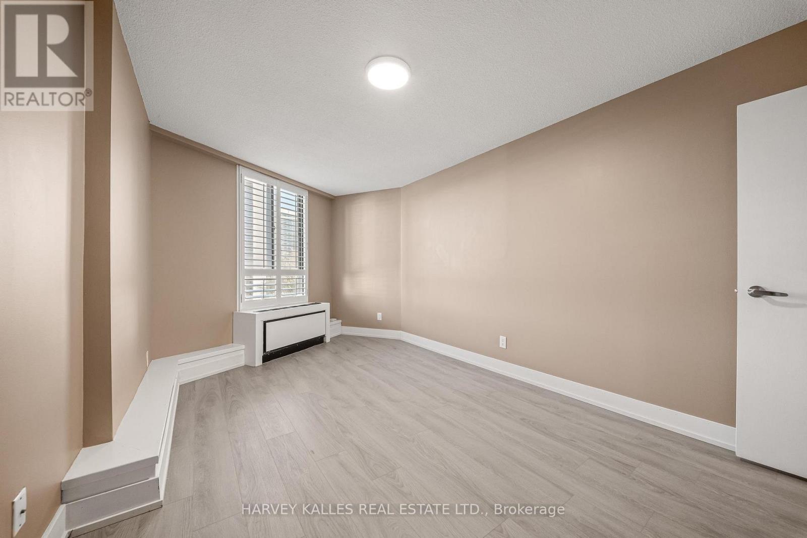 C32 - 300 Mill Road, Toronto (Markland Wood), Ontario  M9C 4W7 - Photo 19 - W14093292