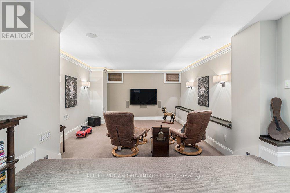 8 Wilgar Road, Toronto, Ontario  M8X 1J4 - Photo 39 - W14093346