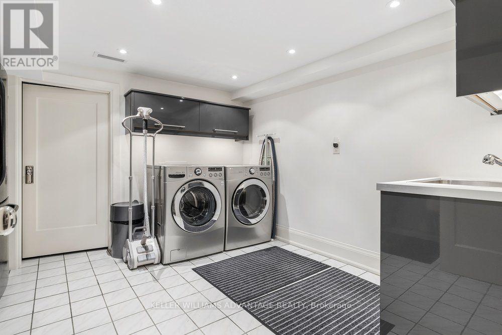 8 Wilgar Road, Toronto, Ontario  M8X 1J4 - Photo 42 - W14093346