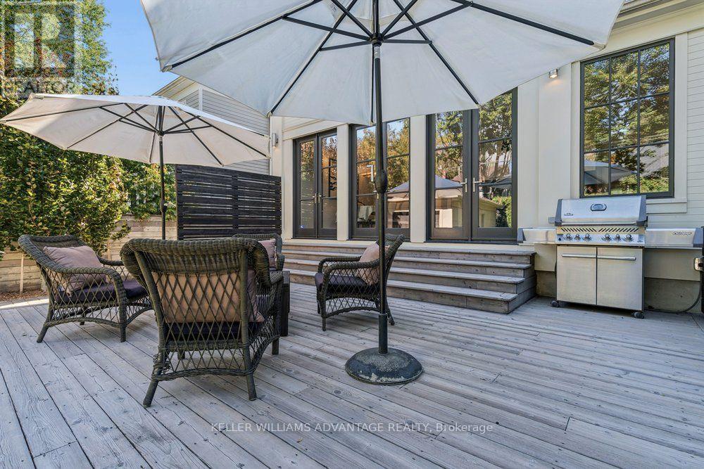8 Wilgar Road, Toronto, Ontario  M8X 1J4 - Photo 47 - W14093346