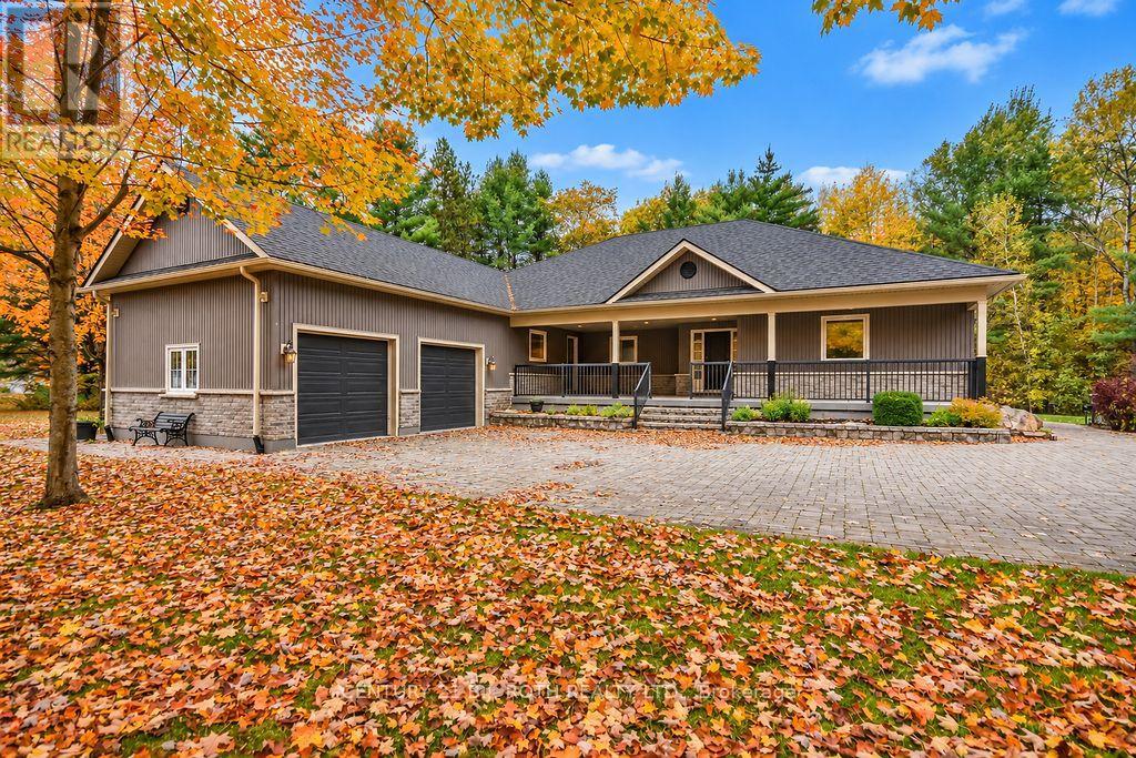 1029 & 1031 Cowbell Lane, Gravenhurst, Ontario  P0E 1N0 - Photo 1 - X14093254