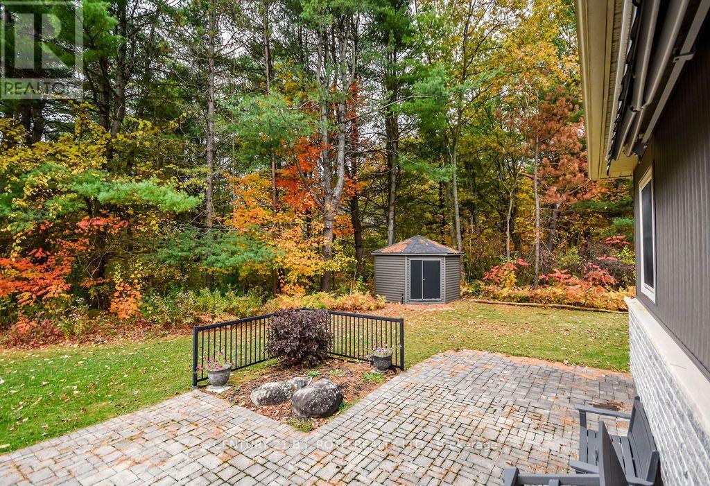 1029 & 1031 Cowbell Lane, Gravenhurst, Ontario  P0E 1N0 - Photo 31 - X14093254