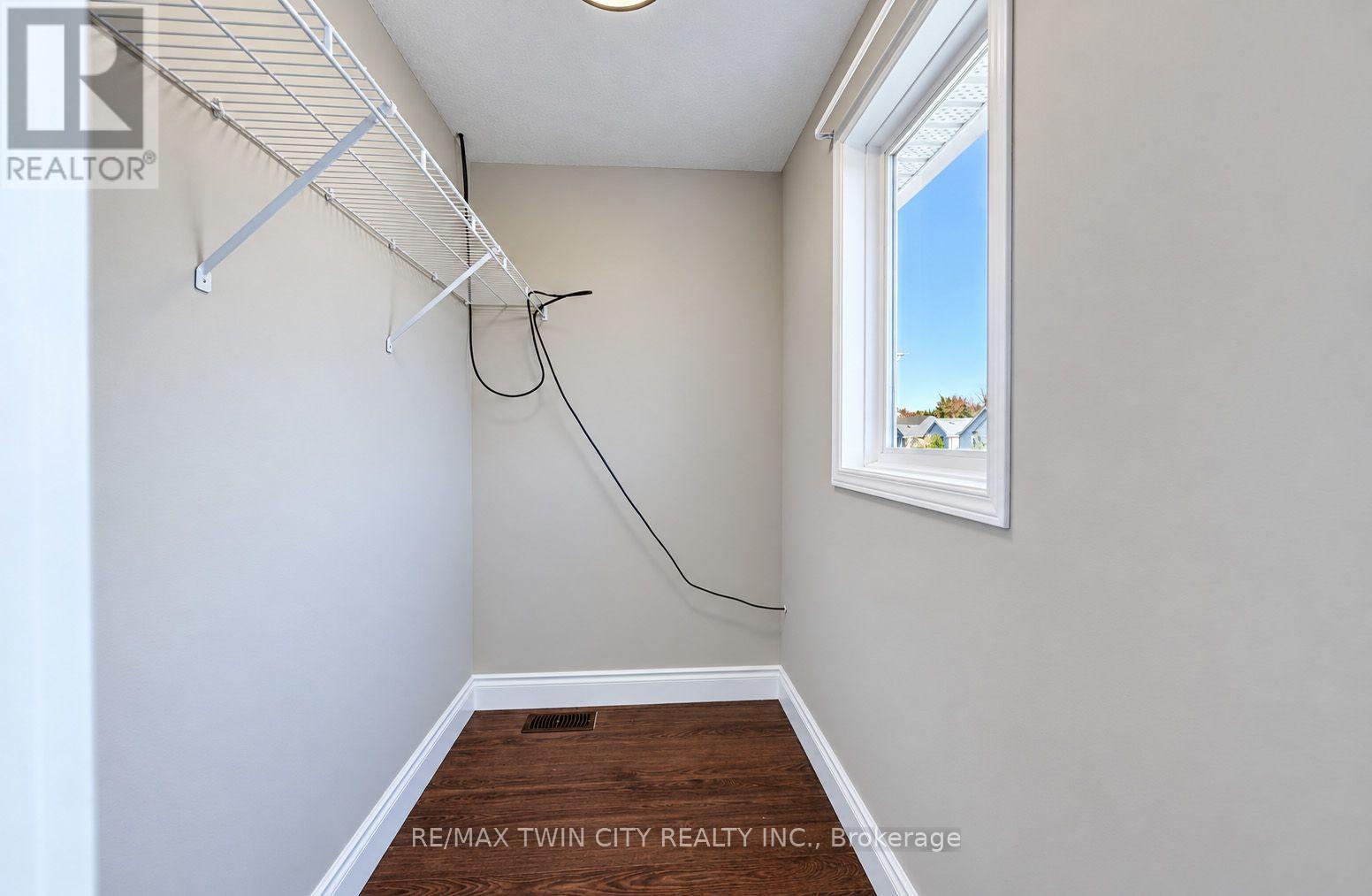 457 Annapolis Court, Waterloo, Ontario  N2K 4E7 - Photo 19 - X14093294