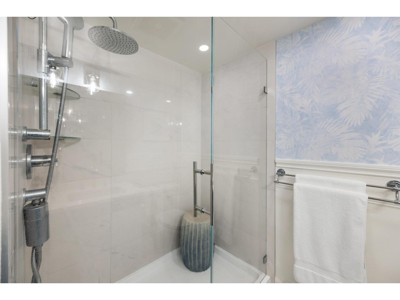 203 15621 Marine Drive, White Rock, British Columbia  V4B 1E1 - Photo 21 - R3176391