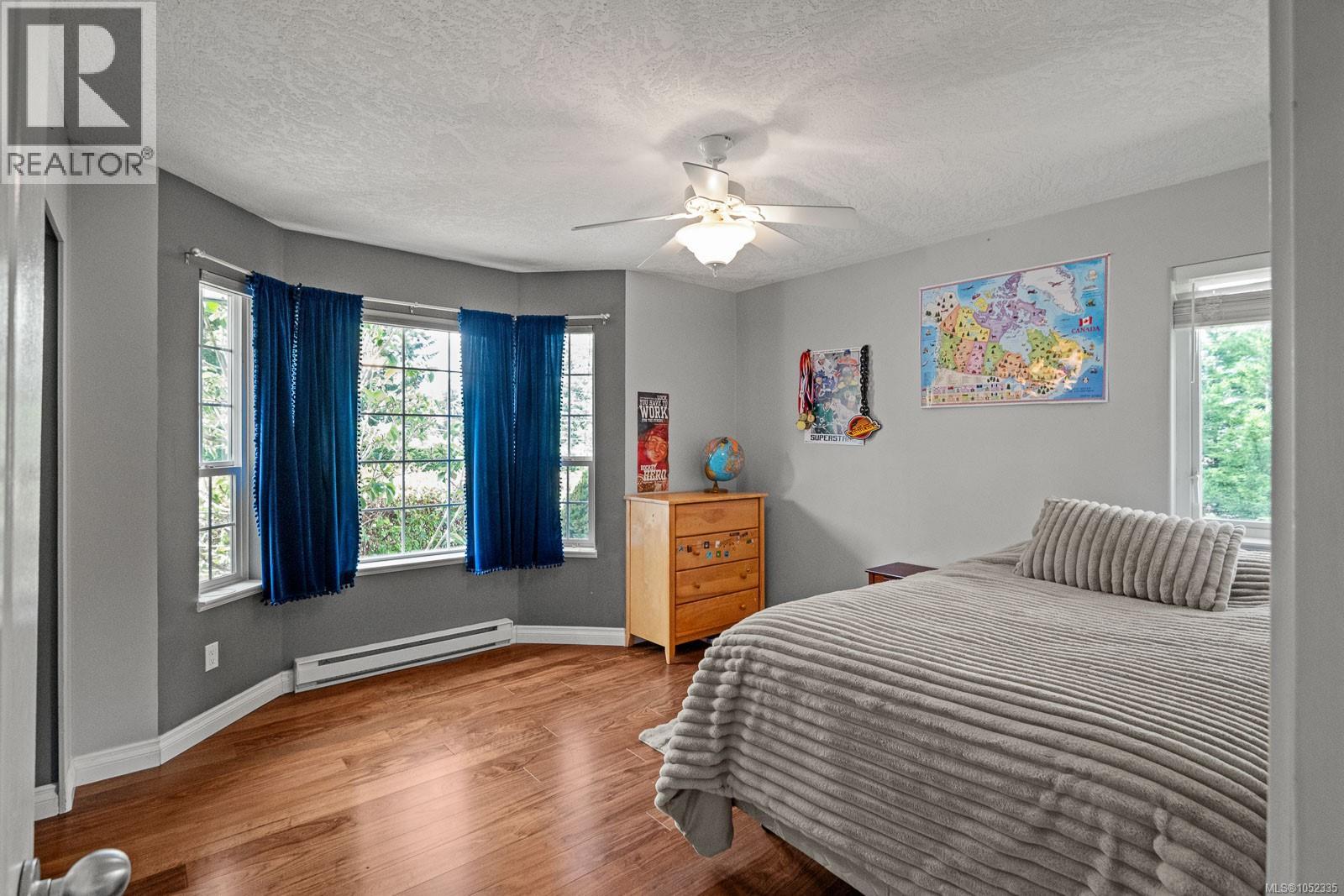 1187 Osprey Dr