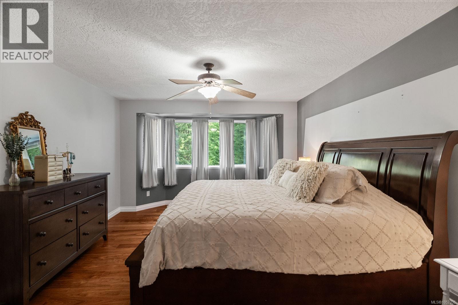 1187 Osprey Dr