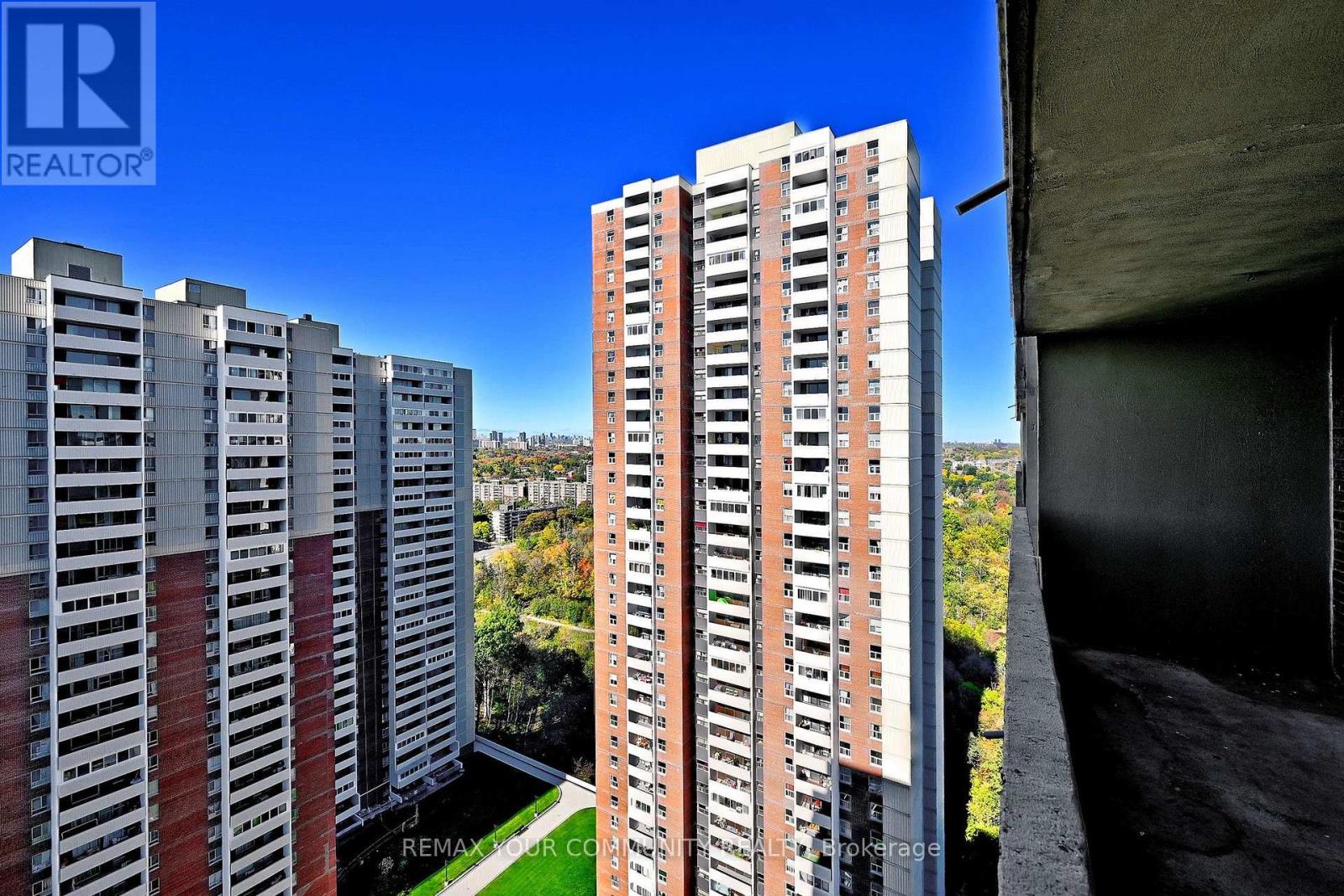 2602 - 5 Massey Square, Toronto, Ontario  M4C 5L6 - Photo 17 - E14085860