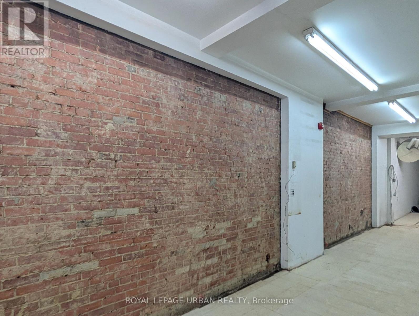 638 Danforth Avenue, Toronto, Ontario  M4K 1R3 - Photo 37 - E14093026