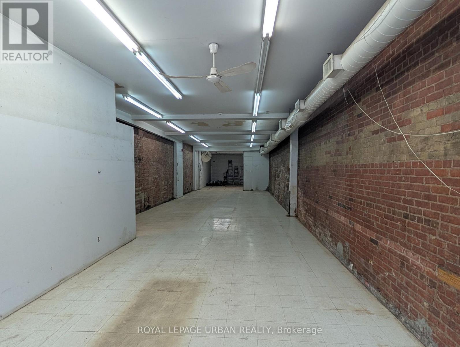 638 Danforth Avenue, Toronto, Ontario  M4K 1R3 - Photo 9 - E14093026
