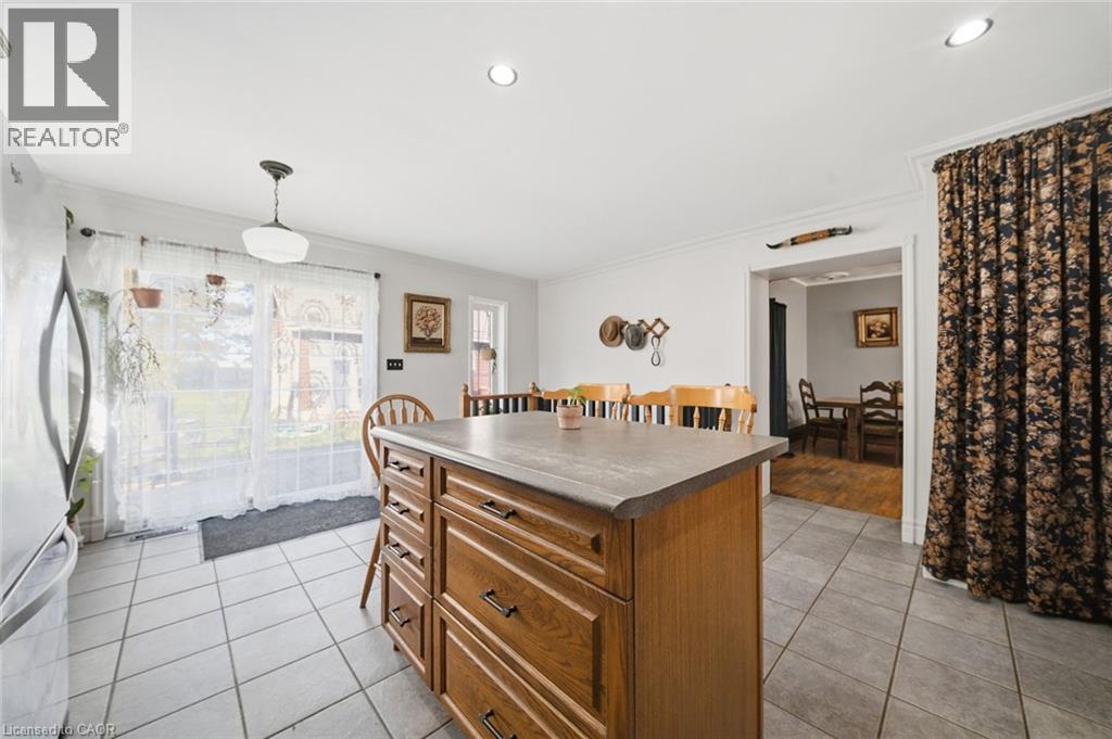 424 Main Street E, Springford, Ontario  N0J 1X0 - Photo 11 - 40872201