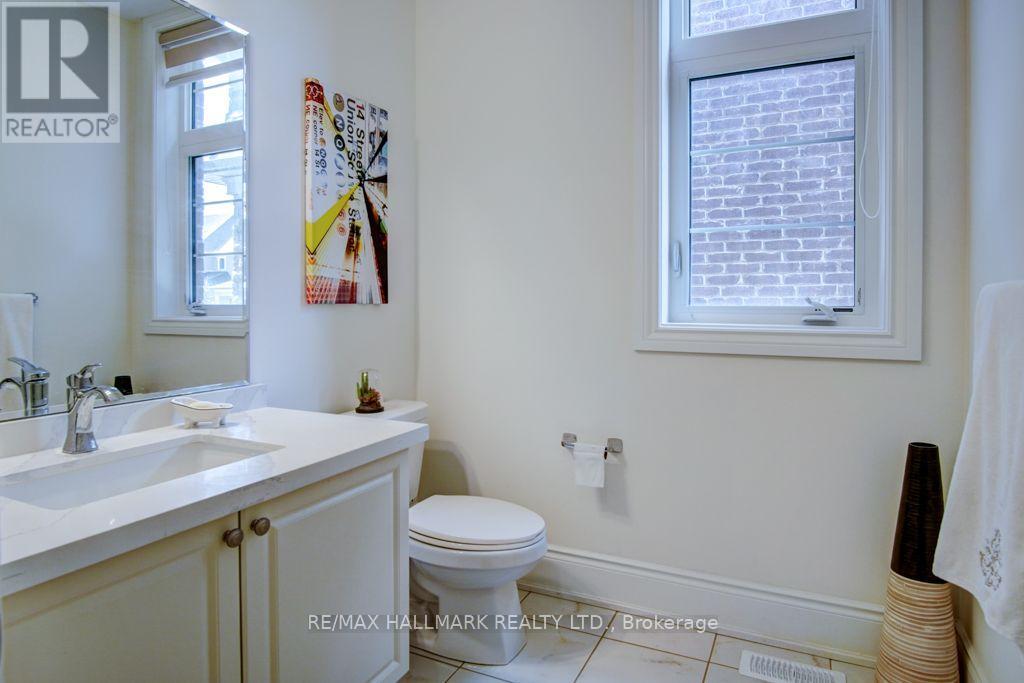 38 Ridgepoint Road, Vaughan, Ontario  L4H 4T4 - Photo 7 - N14087154
