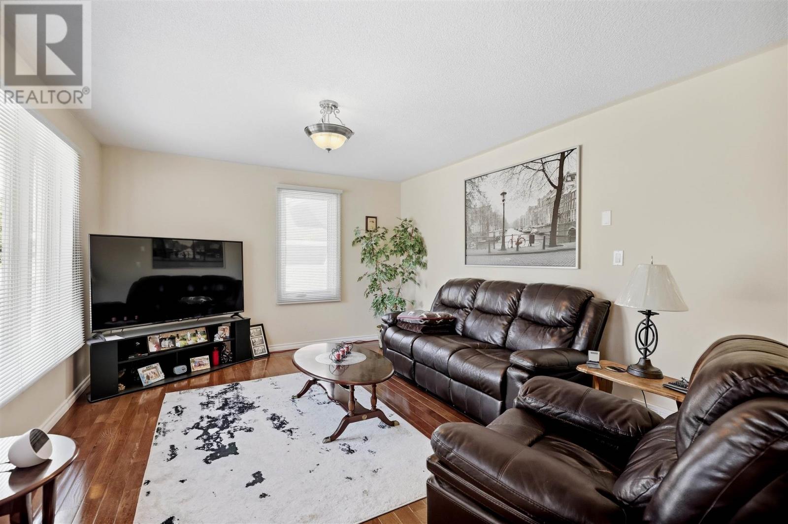 435 Chambers Ave, Sault Ste. Marie, Ontario  P6A 4W4 - Photo 5 - SM262704